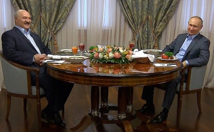 Putin and Lukashenko began negotiations in Sochi