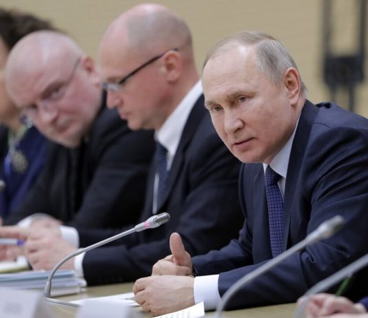 Putin promised to make a "Royal gift"