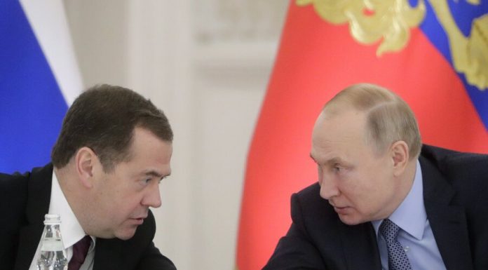 Putin said that in advance discussed with Medvedev the resignation of his government