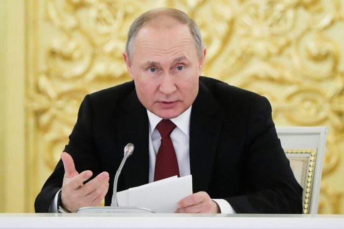 Putin will meet with the working group on the Constitution on 13 February