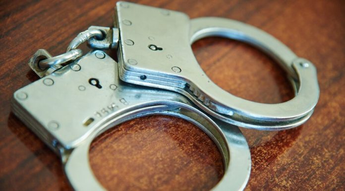 Resident of Penza in a stolen jumper was caught stealing pants Resident of Penza in a stolen jumper was caught stealing pants