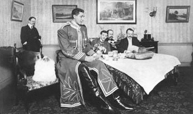 "Russian giant" who was the tallest man on Earth