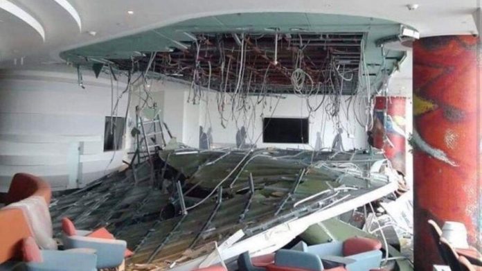 Sheremetyevo commented on the picture of the ceiling collapsed at the airport