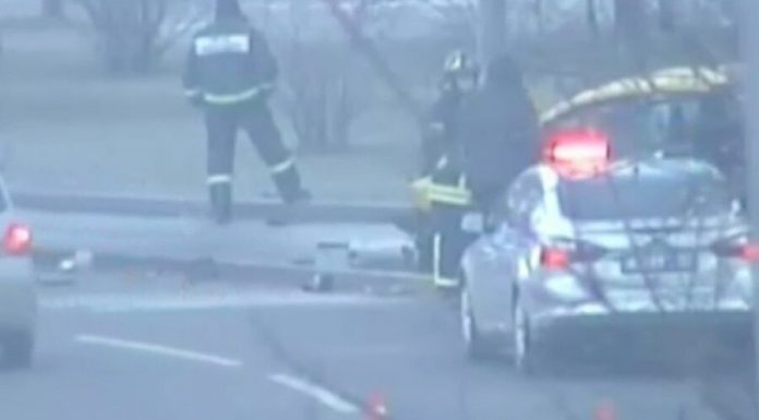 The car is in the South-East of Moscow caught fire after the accident