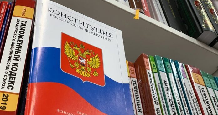 The Kremlin liked the idea to make the mention of God in Constitution
