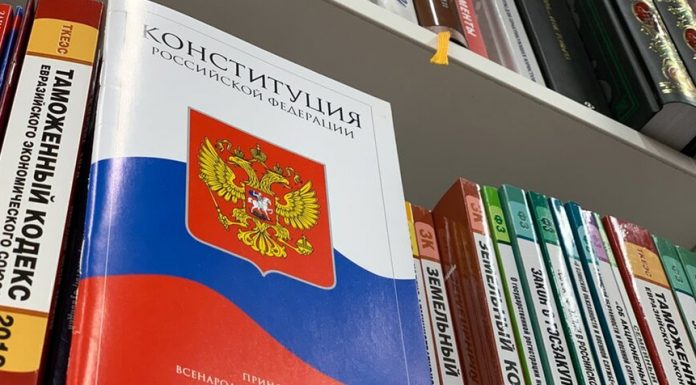 The Kremlin liked the idea to make the mention of God in Constitution