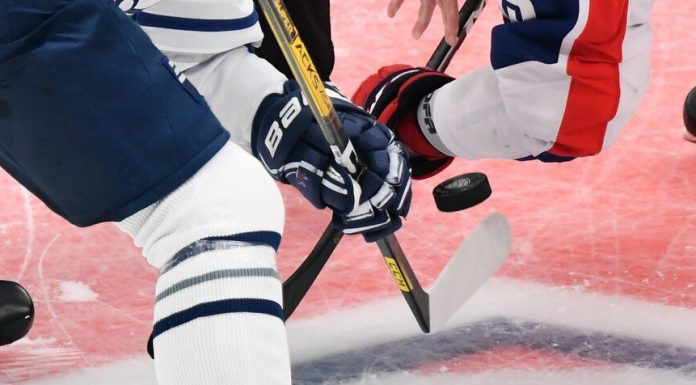 The national team of Russia on hockey lost to Finland in the opening match of the Swedish stage of the Eurotour