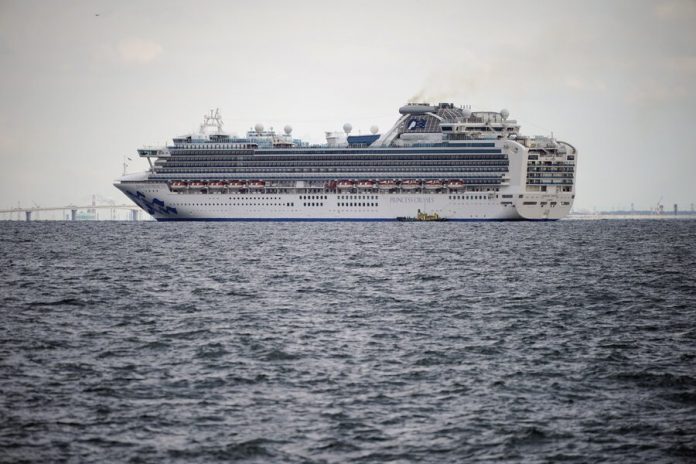 The number of people infected with coronavirus on the ship in Japan increased to 61 people