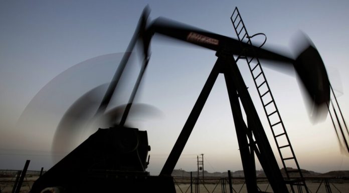 The price of Brent crude oil rose above $ 59 a barrel