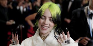 The song Billy Iles for bond after the publication of listen to 3.5 million times