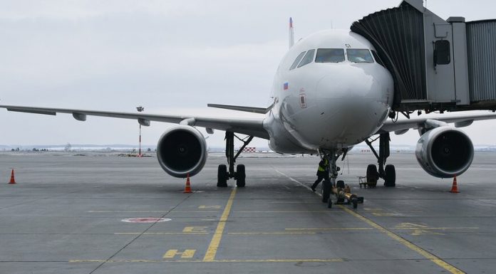 The transport Ministry offers compensation to airlines for restriction of operations in China