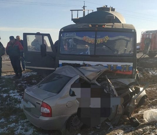 Three people were killed in the collision of passenger cars and truck at Kursk
