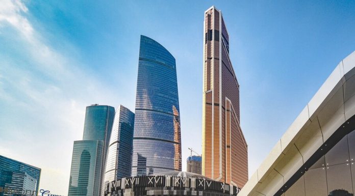 Tower “Moscow-city” partially collapsed glass wall Tower "Moscow-city" partially collapsed glass wall