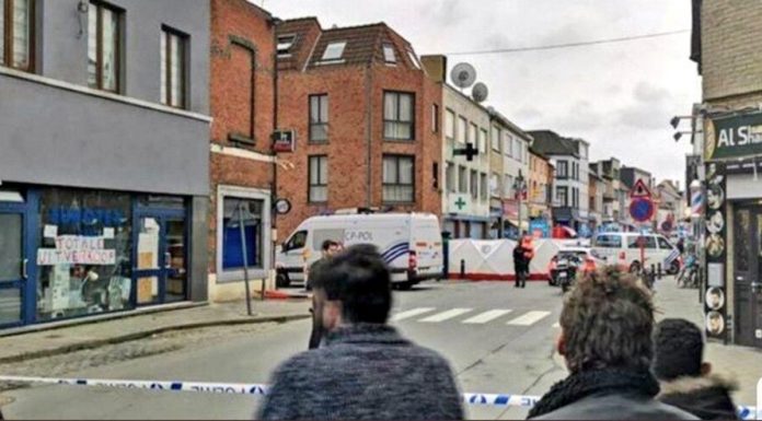 Unknown with a knife attacked passers-by in Ghent, Belgium