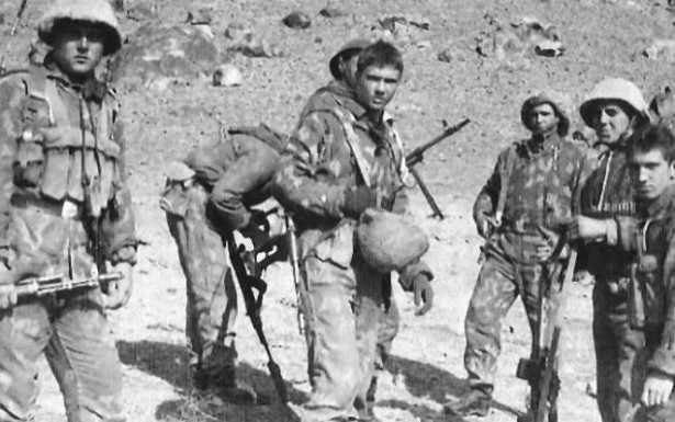 What a life hack was used by the soldiers-Afghans, not to clean the weapon What a life hack was used by the soldiers-Afghans, not to clean the weapon