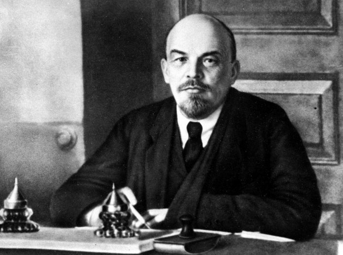 What did Lenin before he became a revolutionary
