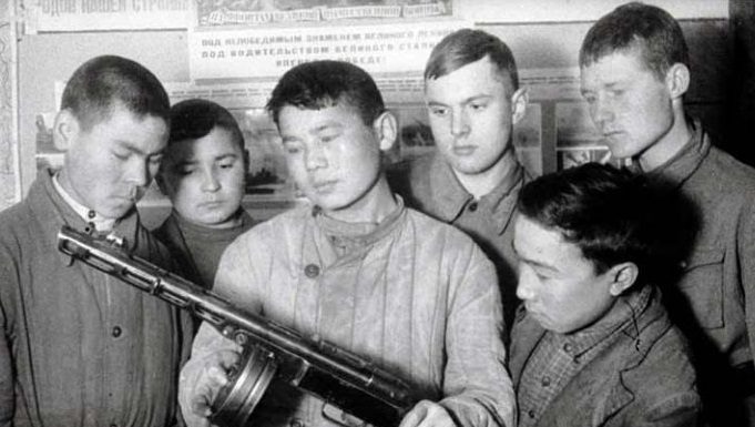 What feats made fighters from Central Asia in the great Patriotic war