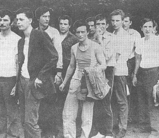 What happened to the Soviet prisoners hijacked plane in Pakistan