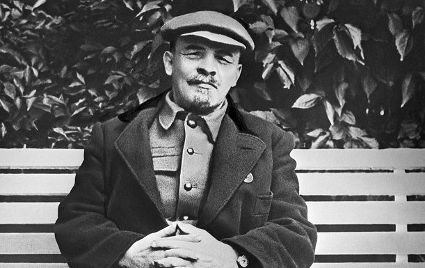 What income Lenin lived really