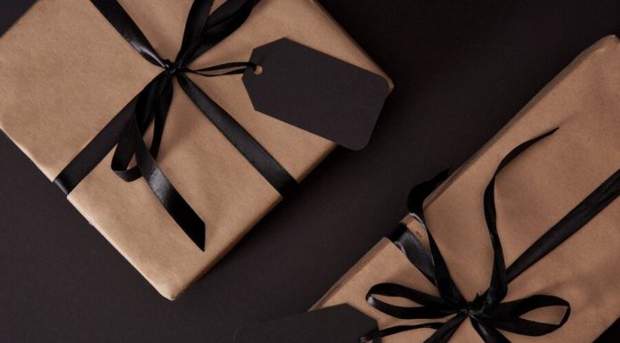 Women are told that will give to men the Day of defender of the Fatherland