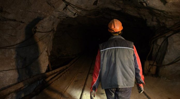 Workers evacuated from the mine in the Murmansk region due to a fire