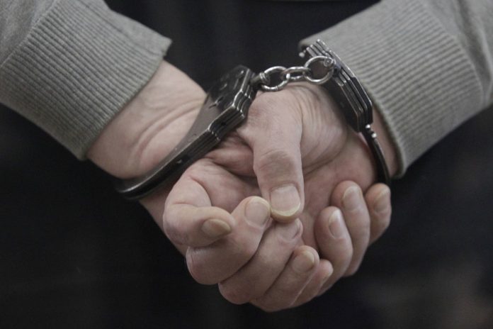 Detained a Muscovite, who four years raping his own daughter