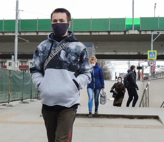 Explained by the increase in the number of young people with coronavirus Explained by the increase in the number of young people with coronavirus