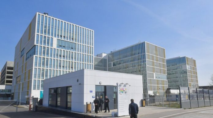 From the hospital in Kommunarka was discharged 10 patients per day From the hospital in Kommunarka was discharged 10 patients per day