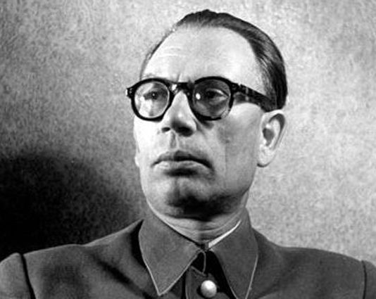 I hoped to do the traitor Vlasov in the case of the defeat of Hitler