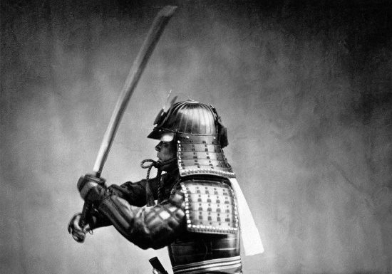 "Kusanagi-but Tsuruga": why is the main relic of Japan looking for in Moscow