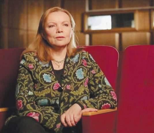 Larisa Sadilova went to plant a vegetable garden for Valentina Telichkina Larisa Sadilova went to plant a vegetable garden for Valentina Telichkina