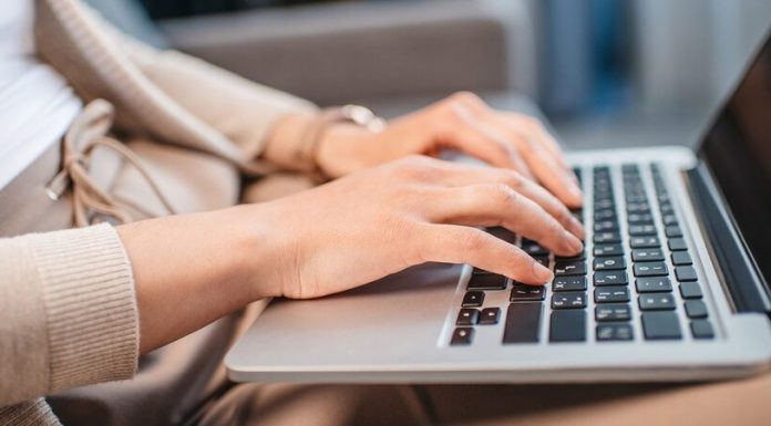 More than 10 thousand Muscovites have addressed for the unemployment benefit per day