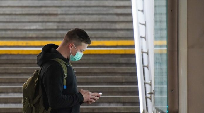 Muscovites urged not to violate the isolation for elderly relatives