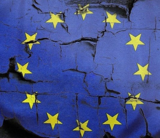 “Nest of dragons”: in Italy threatened to pull out of the EU "Nest of dragons": in Italy threatened to pull out of the EU