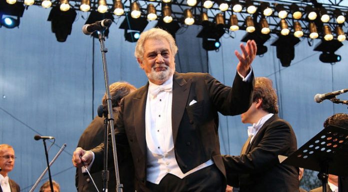 Previously infected with the coronavirus Placido Domingo discharged from hospital Previously infected with the coronavirus Placido Domingo discharged from hospital