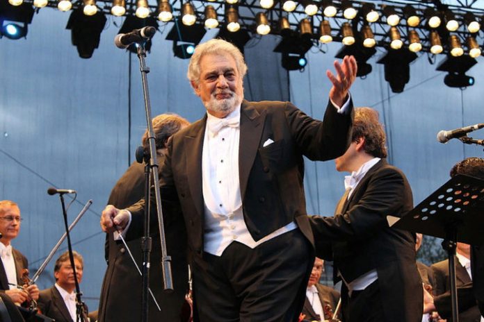 Previously infected with the coronavirus Placido Domingo discharged from hospital
