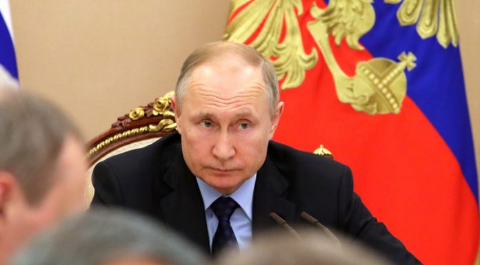 Putin and trump discussed the price of oil and coronavirus Putin and trump discussed the price of oil and coronavirus