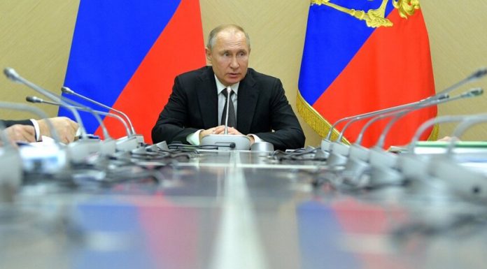 Putin ordered to begin payments of aid eligible for prisoner families