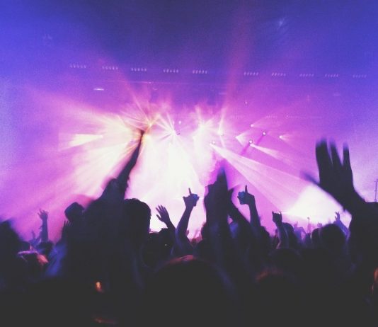 “Sberbank” will broadcast rock concerts and Opera online "Sberbank" will broadcast rock concerts and Opera online
