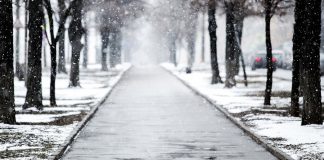 Snowstorm in Moscow will last until Tuesday evening