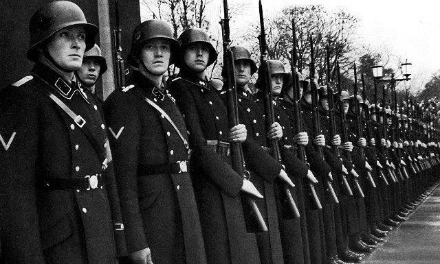 SS division "Leibstandarte": who served in the personal guard of Hitler