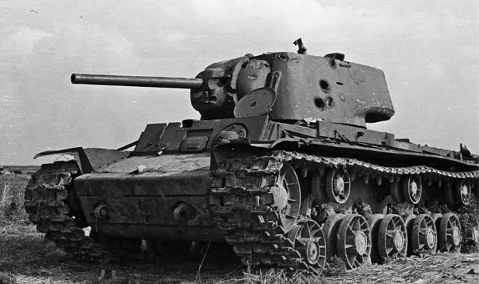 The battle of Raseiniai: the Soviet KV-1 fought with a Panzer division of Hitler