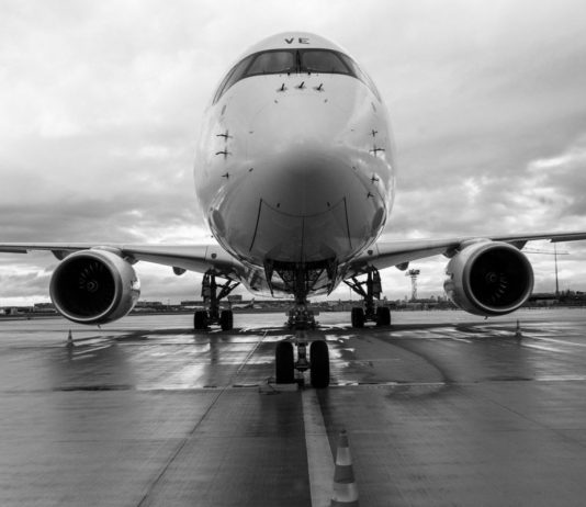 The expert assessed the extent of coronavirus crisis of the aviation business: "the Nightmare for years to come"