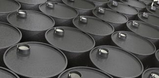 The expert explained what factors will affect the price of oil