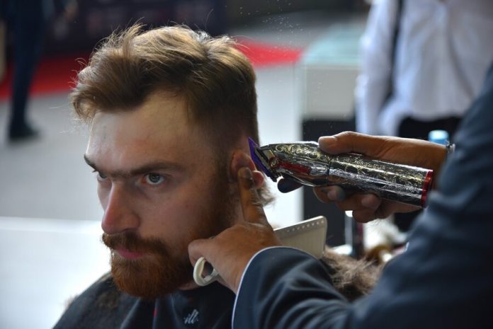 The expert told how beards affect the risk of Contracting coronavirus