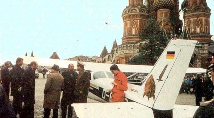 The flight of Mathias rust on Red square: what were the questions The flight of Mathias rust on Red square: what were the questions