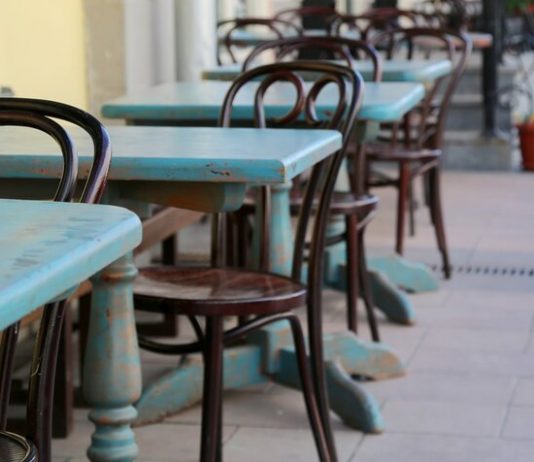 The government plans to develop measures to support areas catering and services