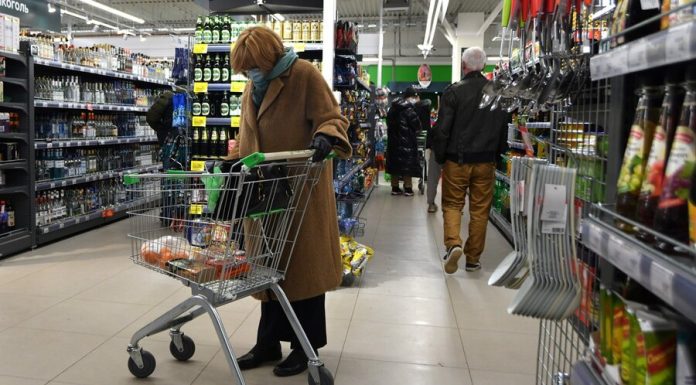 The municipality has obliged the Muscovites to keep the distance of 1.5 meters