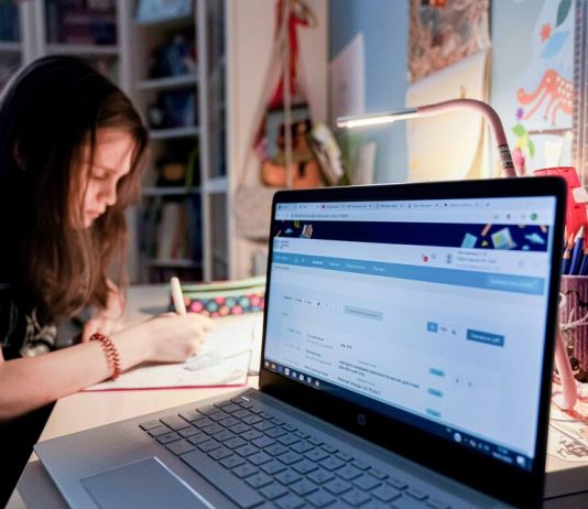 The students can now proceed through the subject diagnosis online The students can now proceed through the subject diagnosis online
