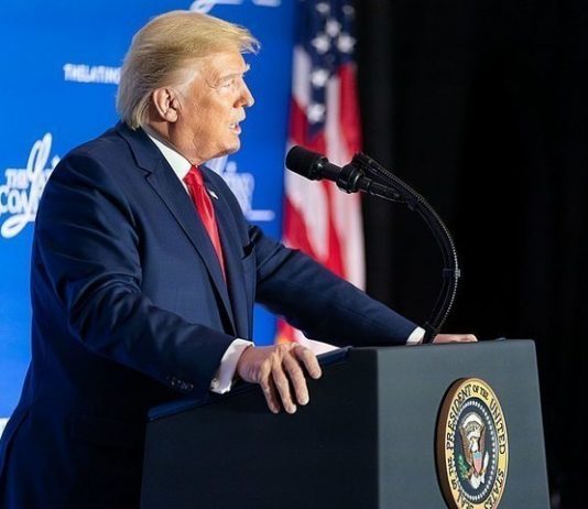 Trump considered a “good” scenario, the death of 200 million Americans from coronavirus Trump considered a "good" scenario, the death of 200 million Americans from coronavirus